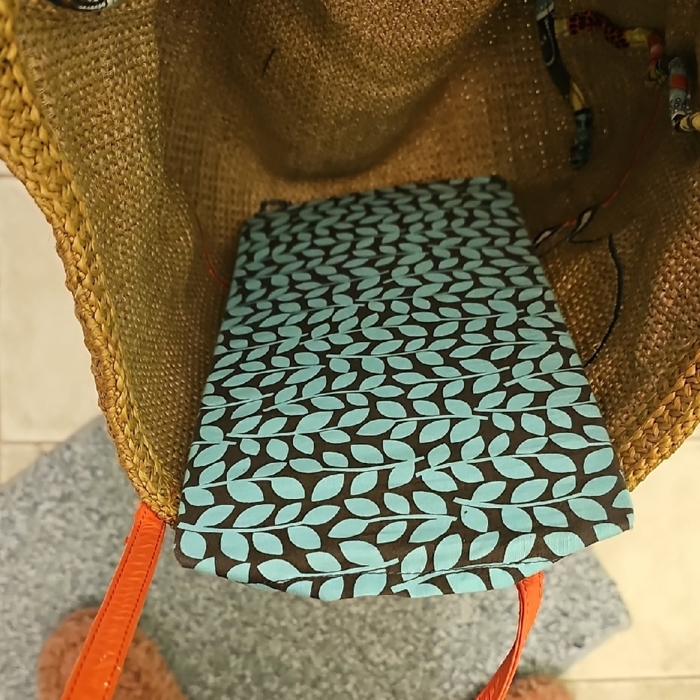 Vera Bradley Tan Artistic Bird Tote - Picture 8 of 11